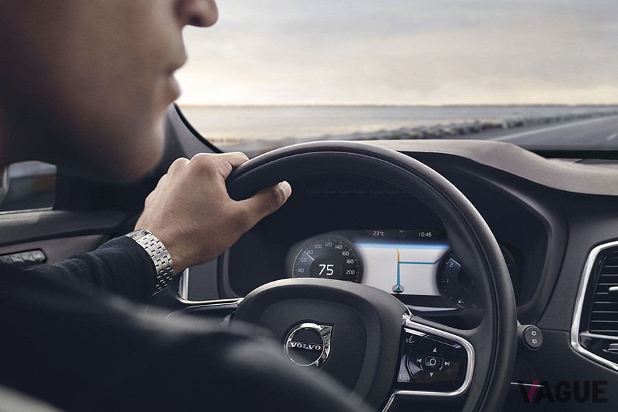 ボルボ「XC90 B5 AWDテイラードウール・エディション」の内装