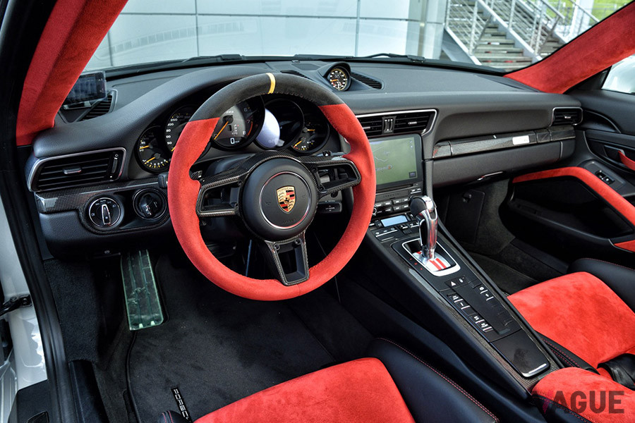 ポルシェ911 GTS2RSのダッシュボード