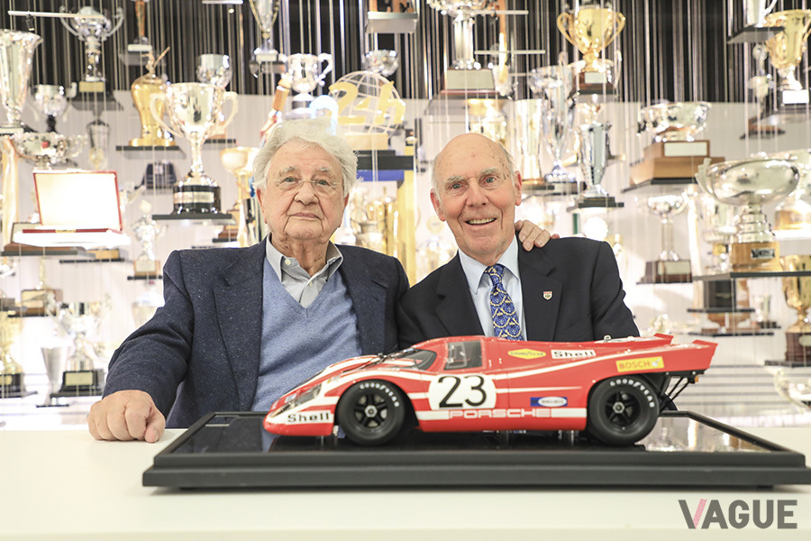 1970年ル・マンで初優勝したハンス・ヘルマン（左）とリチャード・アトウッド（右）
