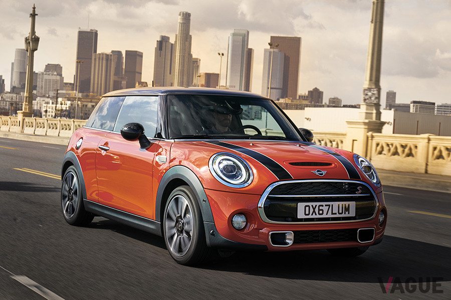 現行型MINI3ドア