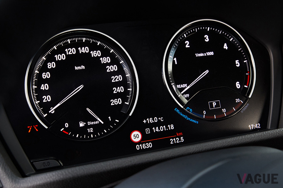 BMW「X2 xDrive20d」のメーター