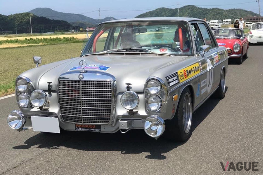 前回の「日本クラシック&エキサイティングカーラリー」の様子