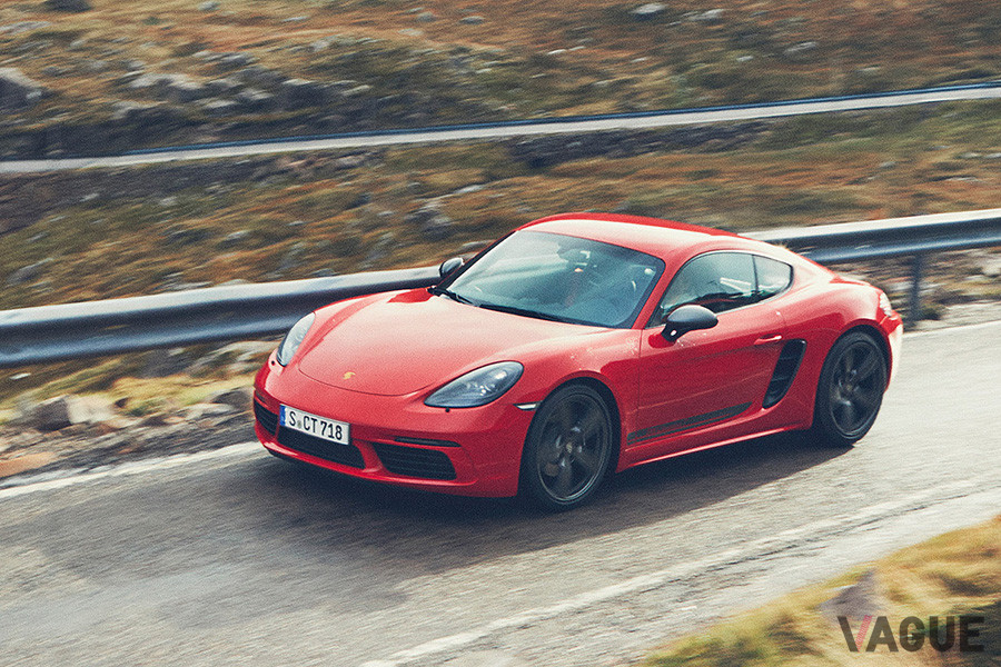 ポルシェ「718ケイマンT」