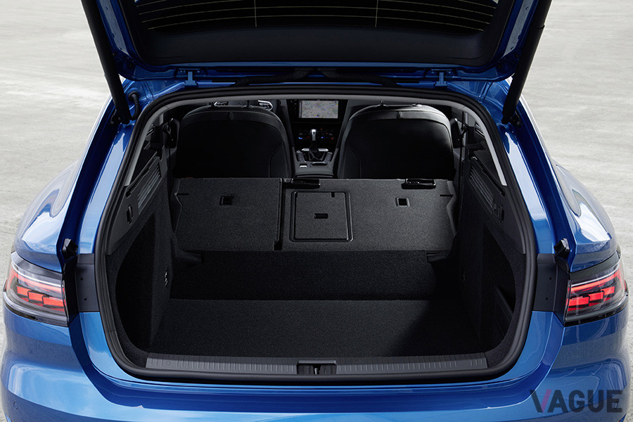 VW新型「アルテオン シューティングブレーク」の荷室