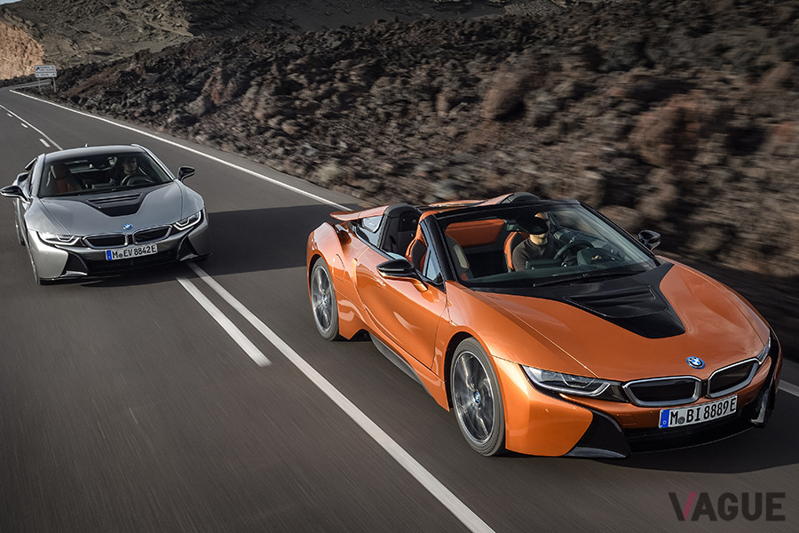 BMW i8ロードスターとi8クーペ