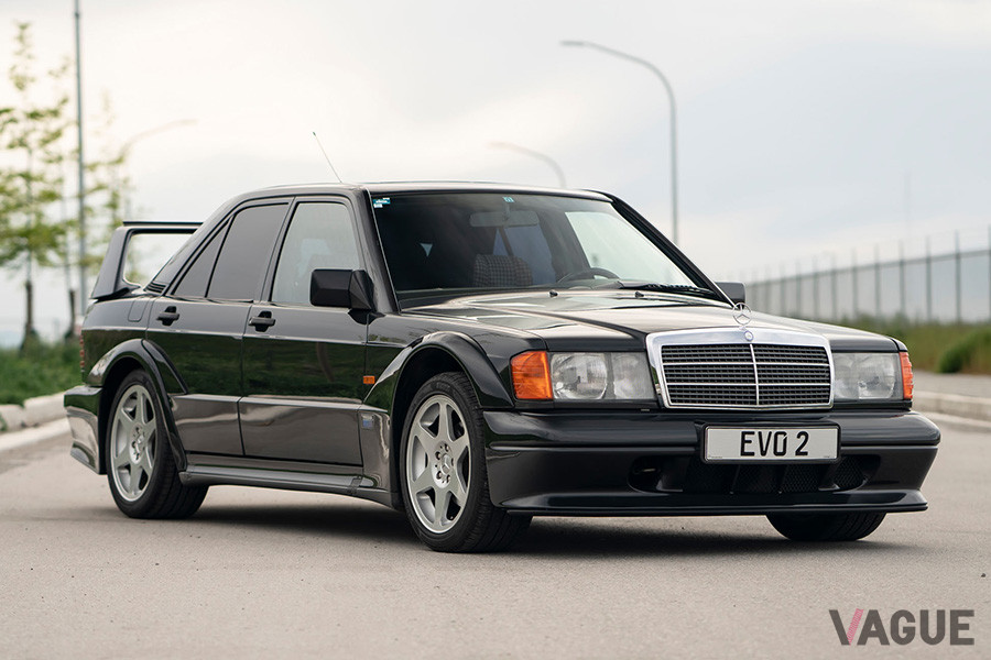 上品なメルセデス・ベンツのイメージを大きく変えた「190E 2.5-16エボリューション2」（C）2020 Courtesy of RM Sotheby's