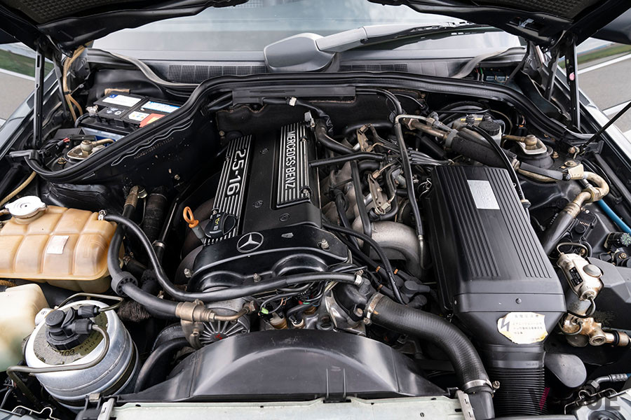 コスワースチューンの2.5リッター直4DOHC16バルブユニット（C）2020 Courtesy of RM Sotheby's
