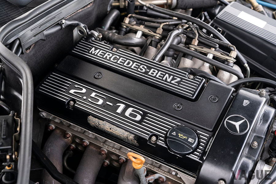 コスワースチューンの2.5リッター直4DOHC16バルブユニット（C）2020 Courtesy of RM Sotheby's