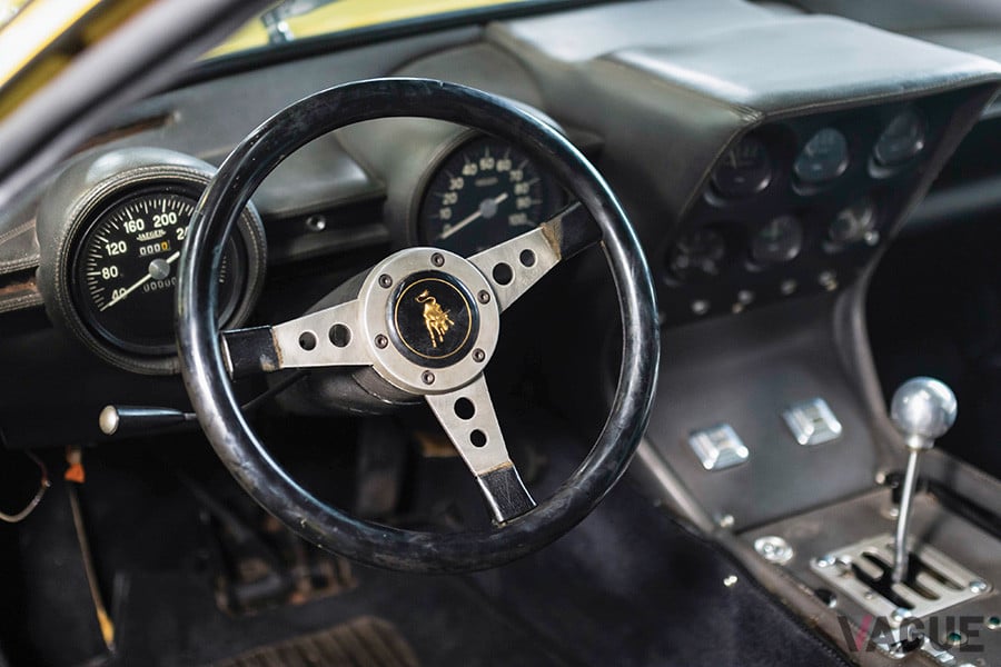 71万5000ユーロ（約8716万円）で落札された、1968年型のランボルギーニ・ミウラP400（C）2020 Courtesy of RM Sotheby's