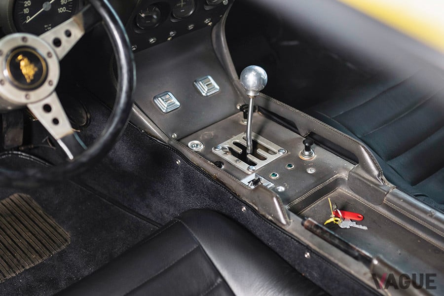 71万5000ユーロ（約8716万円）で落札された、1968年型のランボルギーニ・ミウラP400（C）2020 Courtesy of RM Sotheby's