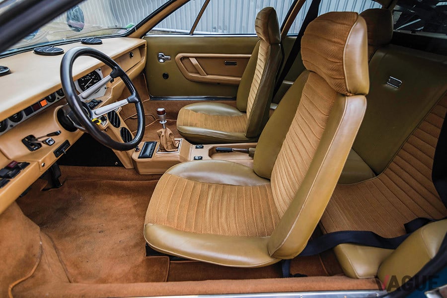 5万8300ユーロ（約704万円）で落札された、1974年型ランボルギーニ・ウラッコP250S（C）2020 Courtesy of RM Sotheby's