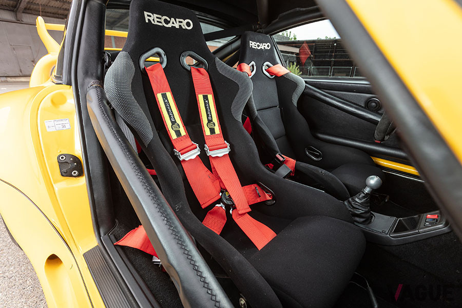 1997年型Ruf CTR2シュポルトのシート（c）2020 Courtesy of RM Sotheby's