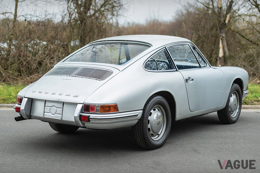1966年型912は、4万700ユーロ（約495万円）で落札（c）2020 Courtesy of RM Sotheby's