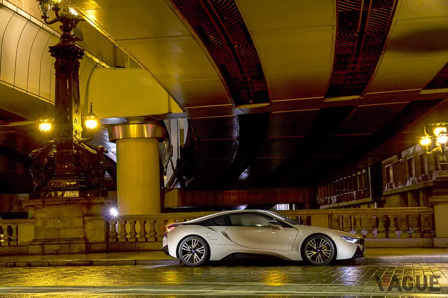 品川方面に、「馬の鼻向け」ならぬ「i8の鼻向け」して撮影