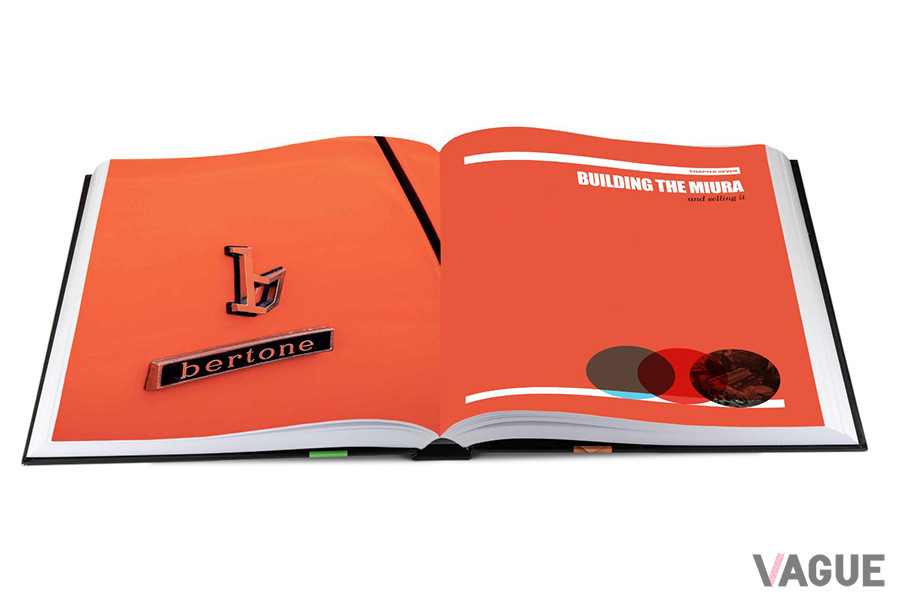 「The Lamborghini MIURA Book」は、ビジュアルも重視した豪華本だ