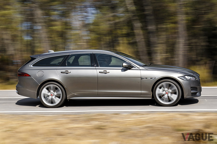 ジャガー「XF」のワゴンタイプである「XF SPORTBRAKE」