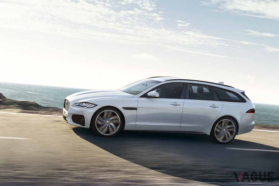 会員制カーシェアリングサービスで、期間限定でペットと同乗できるサービスがジャガー「XF SPORTBRAKE」でスタート