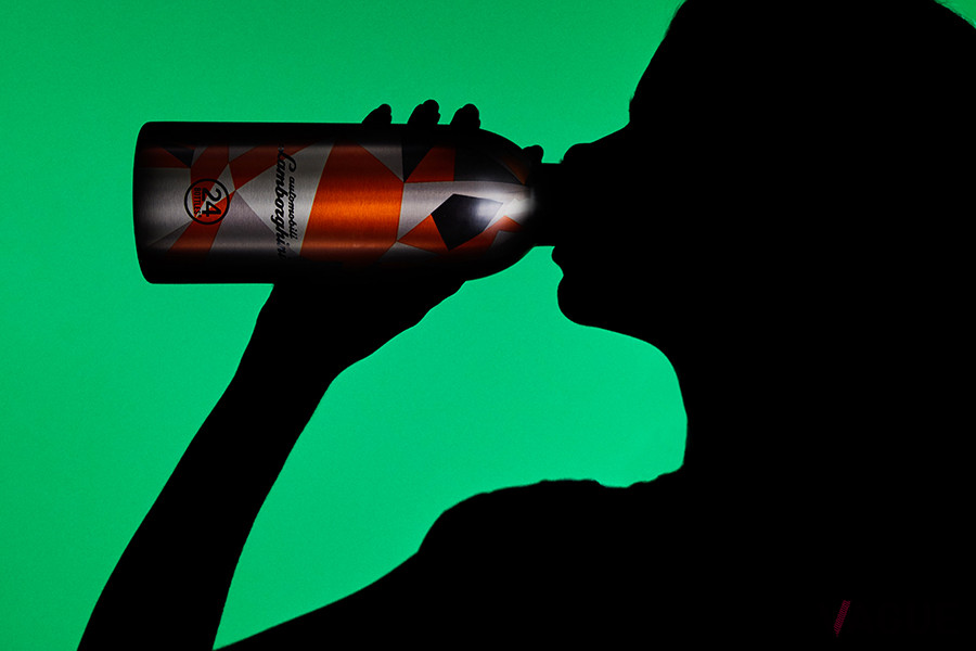 24ボトルズは独自のデザインで、環境に配慮したスタイリッシュな製品を提供しているブランド