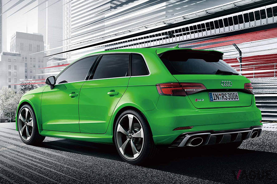 アウディ新型「RS3スポーツバック」の外観
