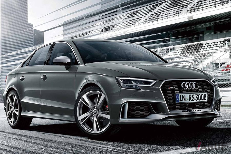 アウディ新型「RS3セダン」の外観