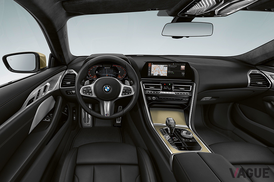 BMW「M850i xDriveエディション・ゴールデン・サンダー」の内装