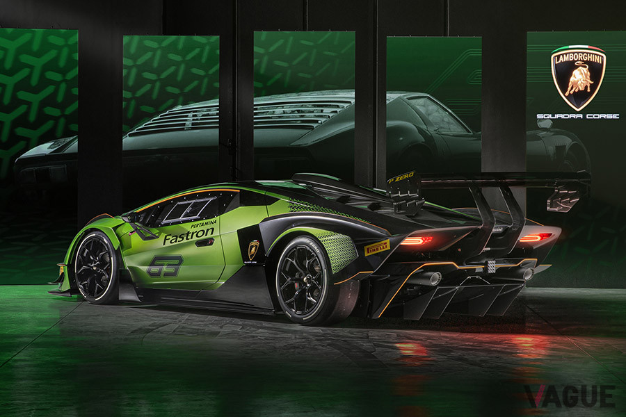 ランボルギーニ「Essenza SCV12」は、「イオタ」や「ディアブロGTR」の直系のDNAを持つモデルだ