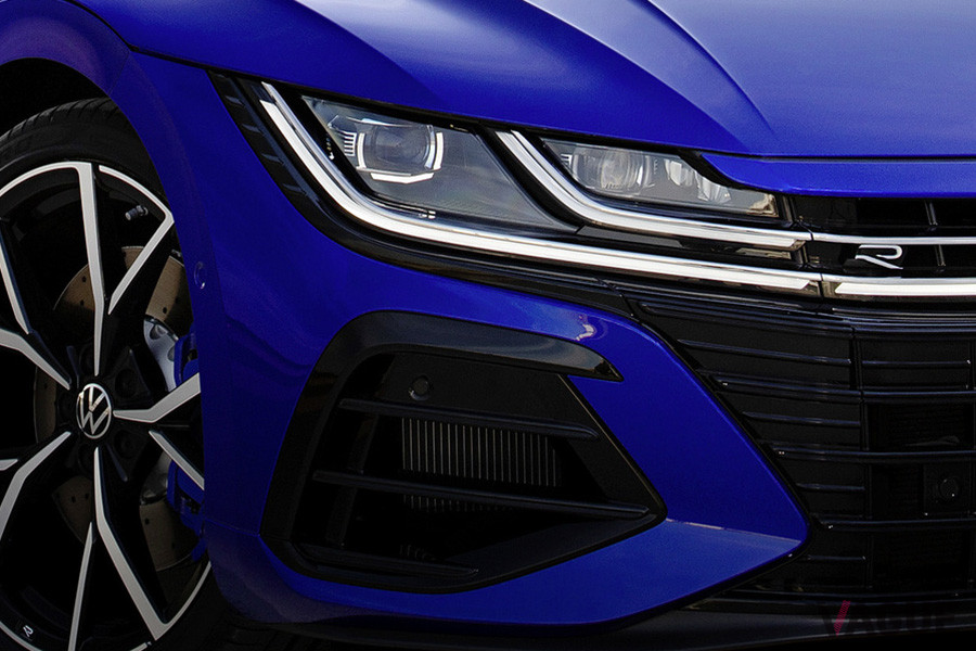 VW「アルテオンR」