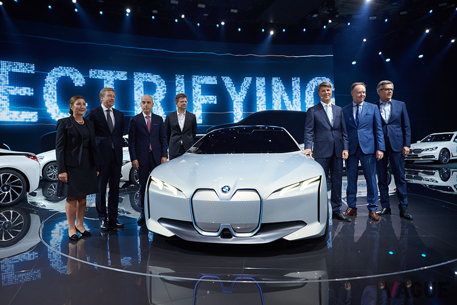2019年のフランクフルト国際モーターショー（IAA）、BMWブースの様子