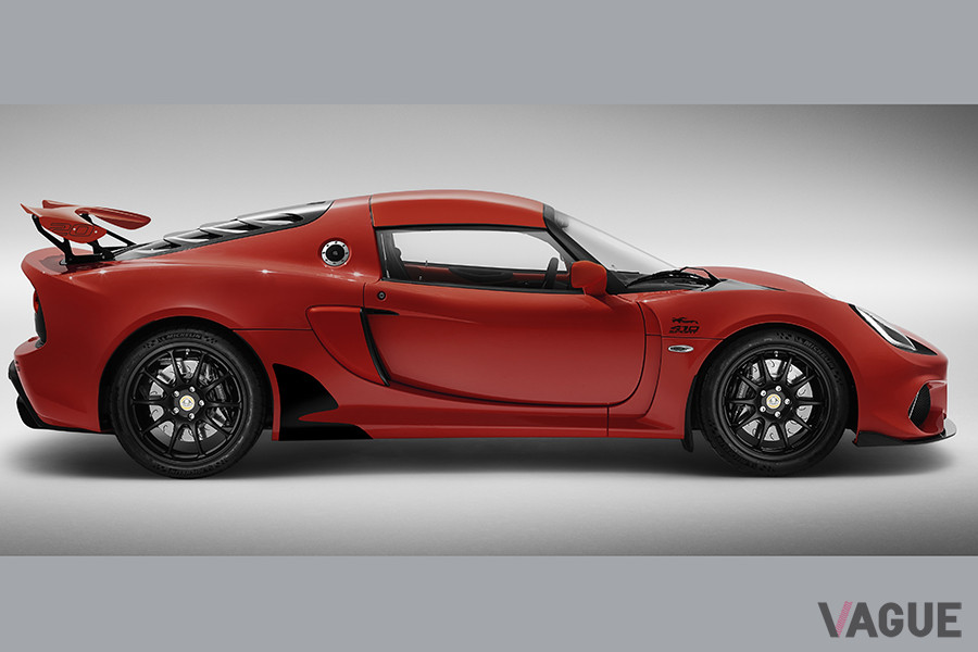 ロータスの限定車、「エキシージ スポーツ410 20thアニバーサリーエディション」。ボディカラーはカリプソレッド