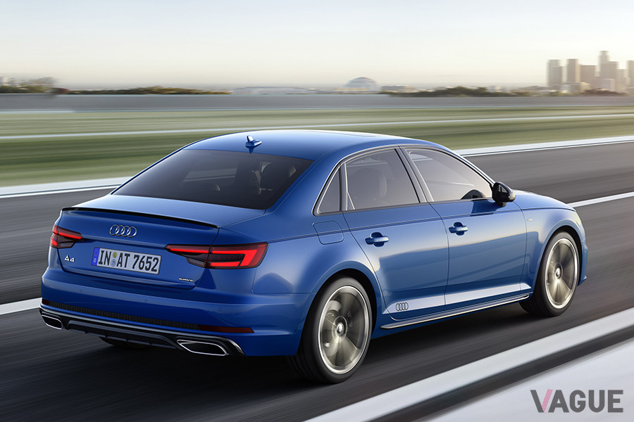 アウディ「A4」セダン