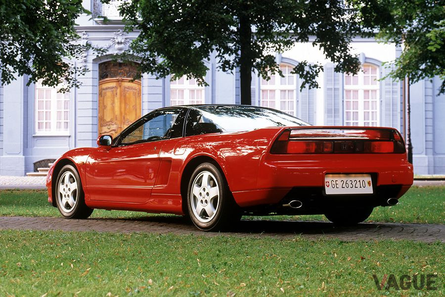 1990年発売のホンダ初代「NSX」