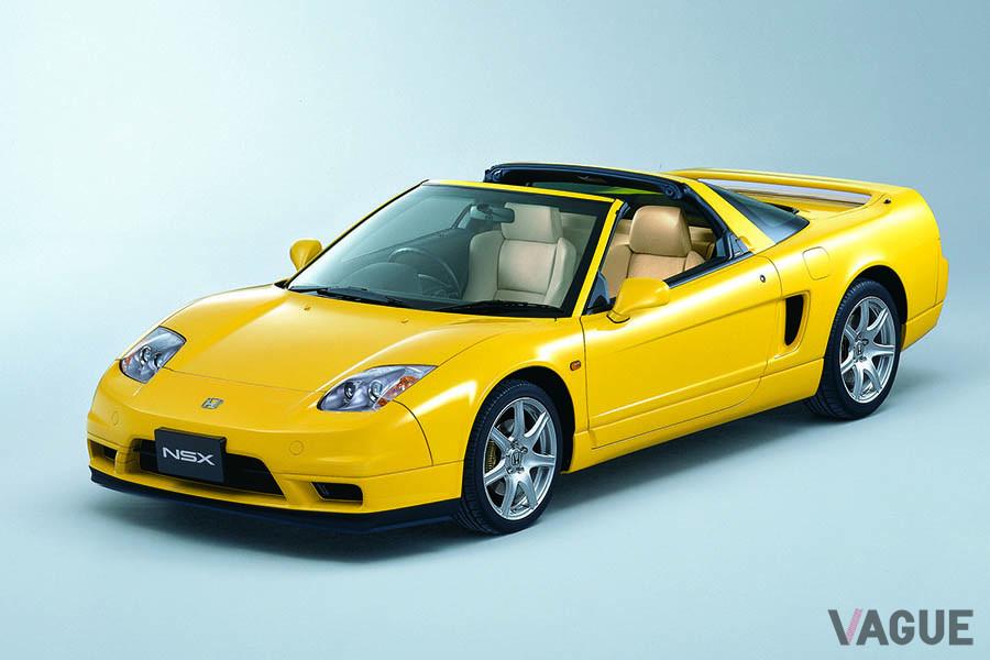 2001年12月にマイナーチェンジしてスタイリングを一新させた「NSX」