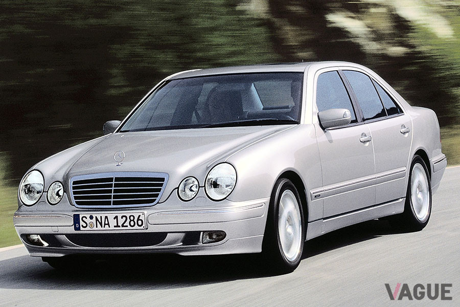 メルセデス・ベンツW210型「E270CDI」（1999年）
