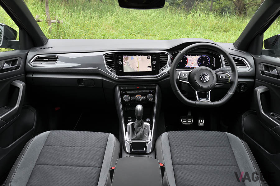VW「T-Roc」のインパネ