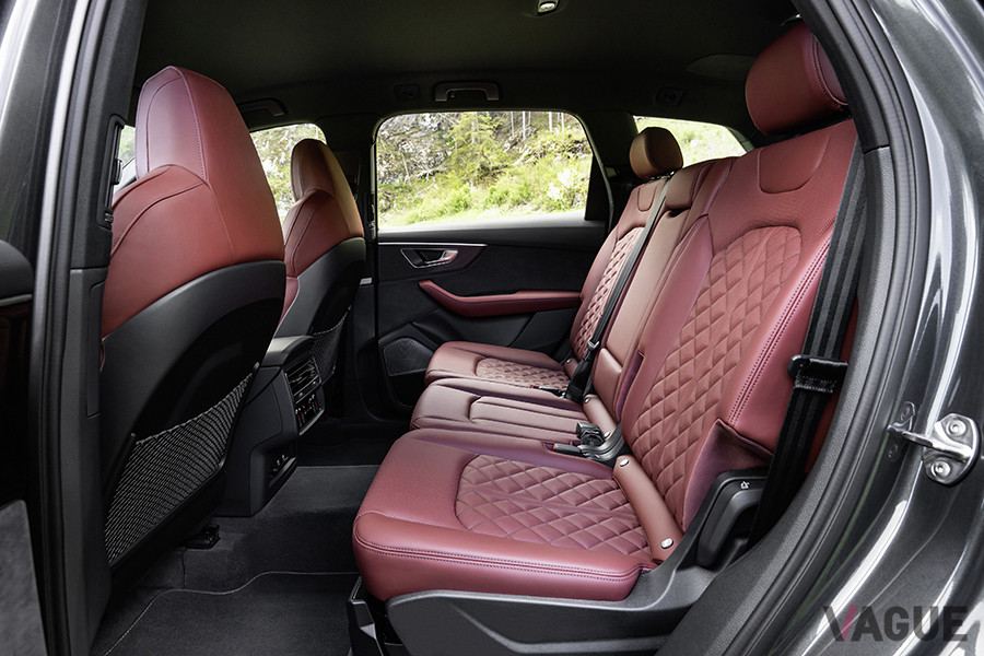 アウディ「SQ7」のリアシート