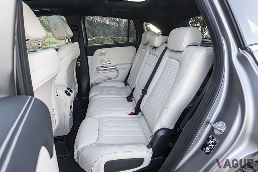 メルセデス・ベンツ新型「GLA」のリアシート