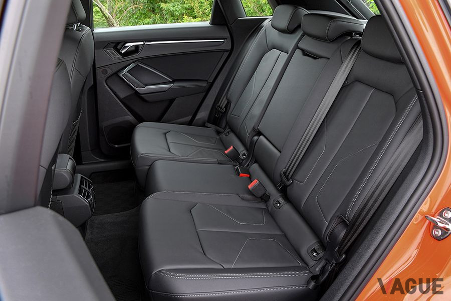 アウディ新型「Q3」のリアシート