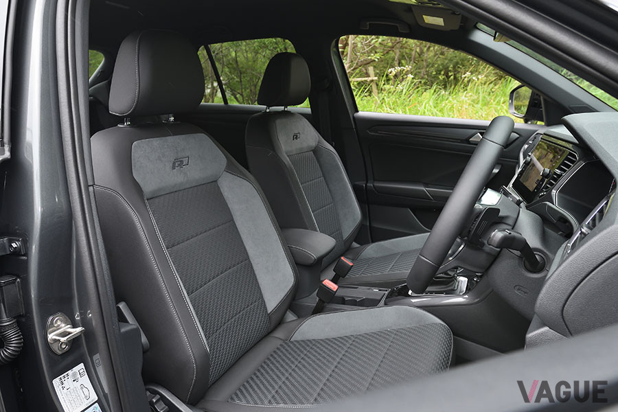 フォルクスワーゲンのコンパクトSUV「Tロック」のフロントシート