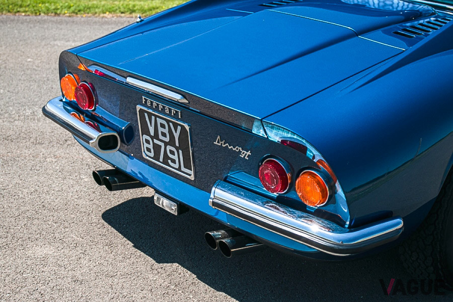 フロントに負けないほど美しいリアエンド（c）SILVERSTONE AUCTIONS