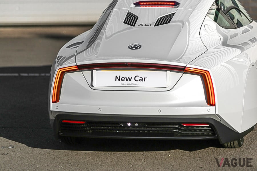 Cd値0.186を実現したエアロダイナミクスは、リアからの眺めが特徴的（C）SILVERSTONE AUCTIONS