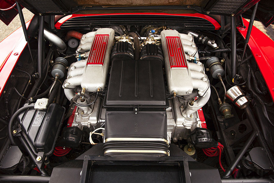 フェラーリ「テスタロッサ」のエンジン（C）2020 Courtesy of RM Sotheby's