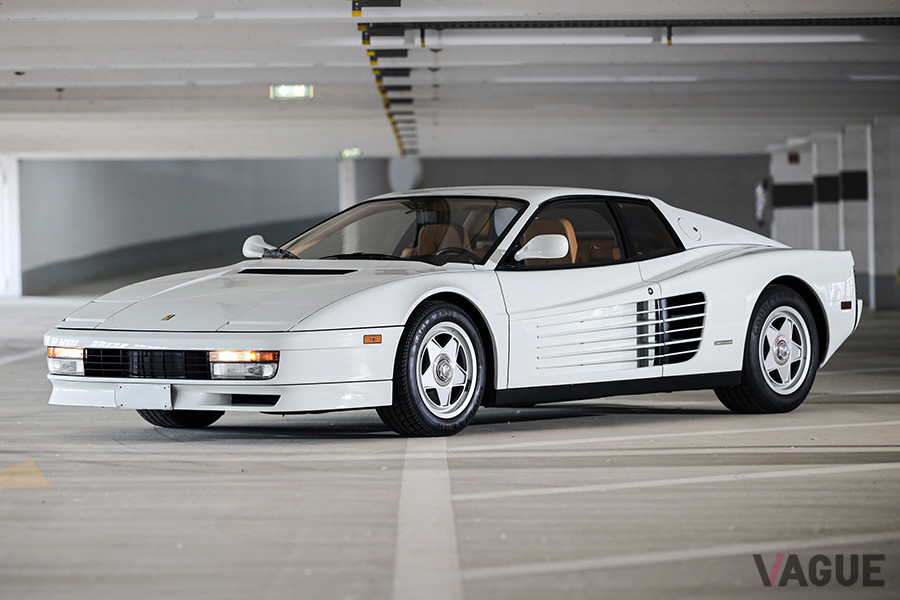 フェラーリ「テスタロッサ」（1987年製）は、予想落札価格6万ユーロから9万ユーロを上回る11万ユーロで落札された（C）2020 Courtesy of RM Sotheby's
