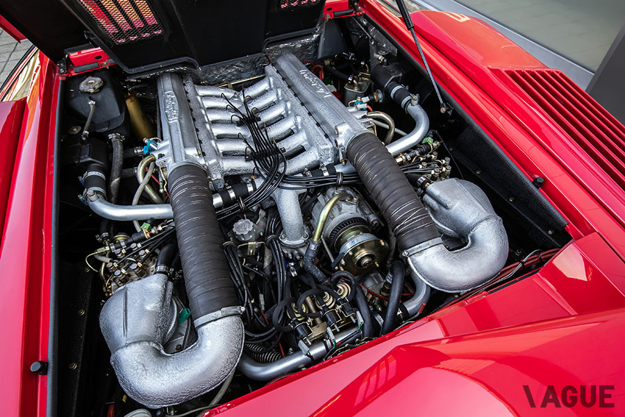 搭載エンジンは、基本的に「5000QV」譲りの5167cc版V型12気筒DOHC（C）2020 Courtesy of RM Sotheby's