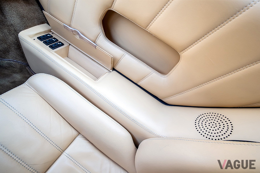 小物入れなども目立った汚れなど一切ない（C）2020 Courtesy of RM Sotheby's