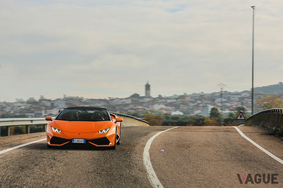 ミウラ牧場を訪ねる旅は、ランボルギーニの最新モデルを知る旅路でもあった