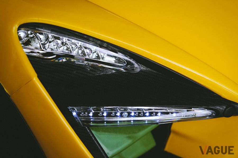 ヘッドライト部分の再現度はかなり高いレベル