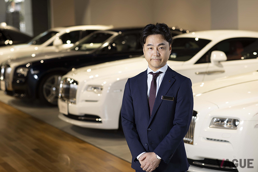 コーンズ・モータースのロールス・ロイス認定中古車のマネージャー、生形一郎氏