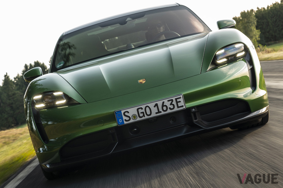 ポルシェのEV「タイカン」も2020年後半から日本への納車が開始される予定だ