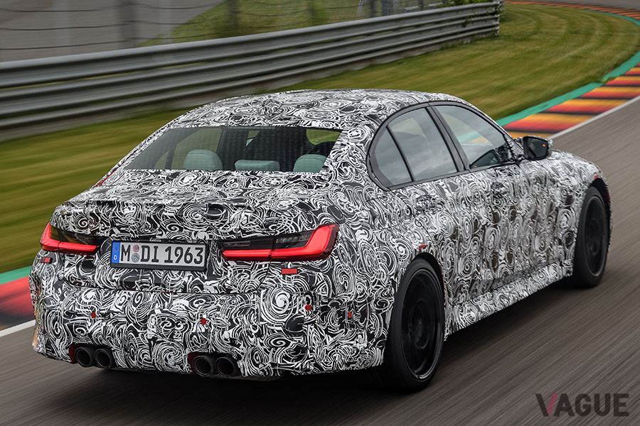 2020年9月に発表される予定の新型「M3セダン」（プロトタイプ）