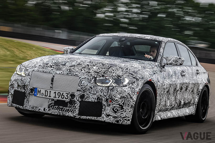 2020年9月に発表される予定の新型「M3セダン」（プロトタイプ）
